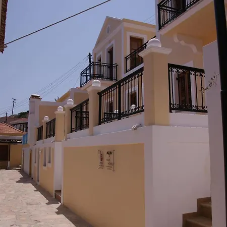 Sea House 4*
